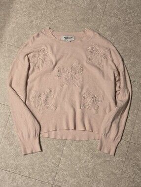 Bridgerton Lightweight Sweater